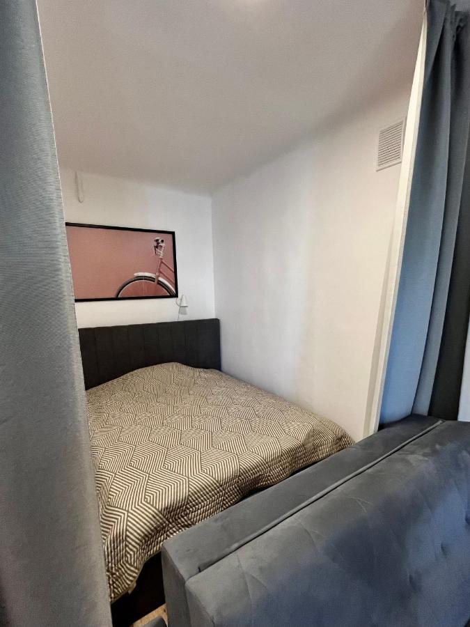 Apartament Ohmyhome - Hala Mirowska *